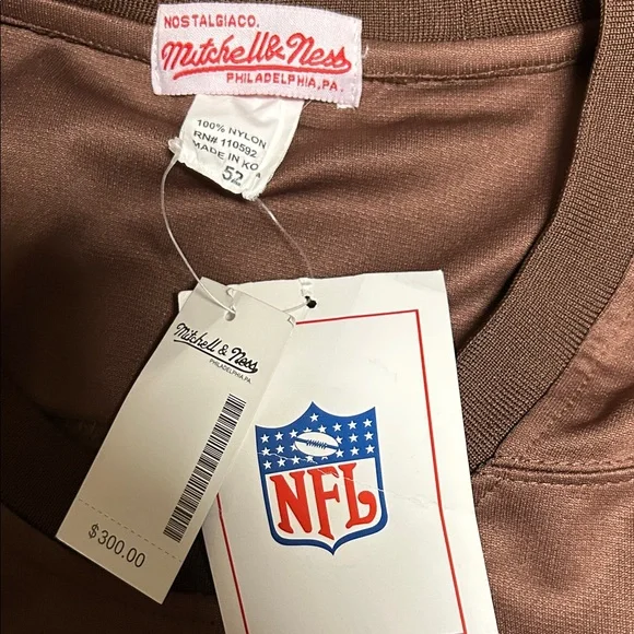 Jim Brown NFL throwback Jersey Cleveland browns! Size 52 Mitchell & Ness - Picture 2 of 13